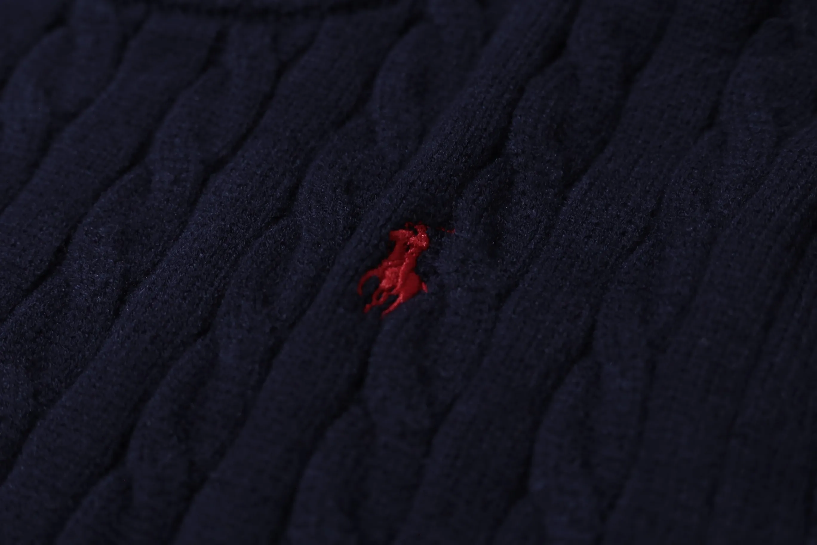 P260 Style No. D05) The top version on the market in 2025 Ralph Lauren #ootddailywear #Autumn and winter sweater #Knitted sweater outfit #ralph lauren sweater #Can be worn by both men and women [Star R] Finally waited until the Ralph men’s twist crew neck sweater is finally here! The most popular sweater is a limited edition every year. There won’t be many styles in the store! Ralph Lauren Men's Round Neck Sweater [Fire R] has a really nice shape. It can be worn alone or as a jacket. It can also be worn inside or worn with a shirt~100% pure cotton #Practical Wear. Colors: off-white, navy blue, khaki, gray, sizes S to XL